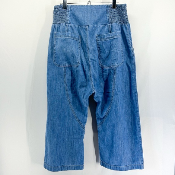 Free People Lunan Crop Harem Relaxed Fit Chambray Jeans Medium - Picture 4 of 7